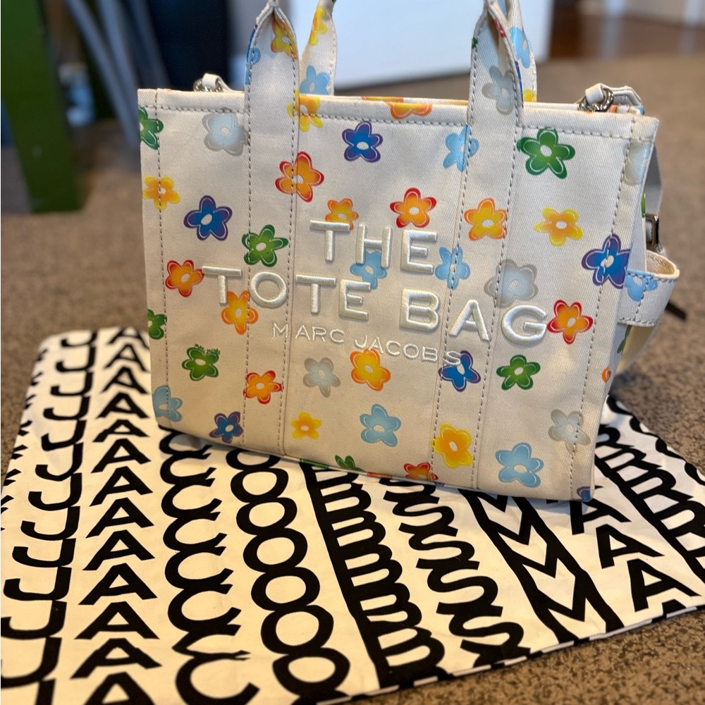 Marc Jacobs Multicolor Floral Tote